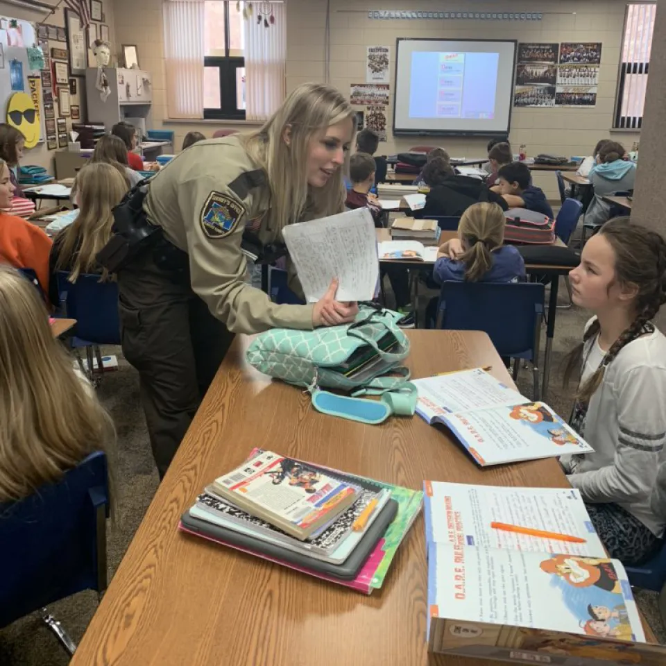 Deputy Torkelson Teaching DARE in Stewartville