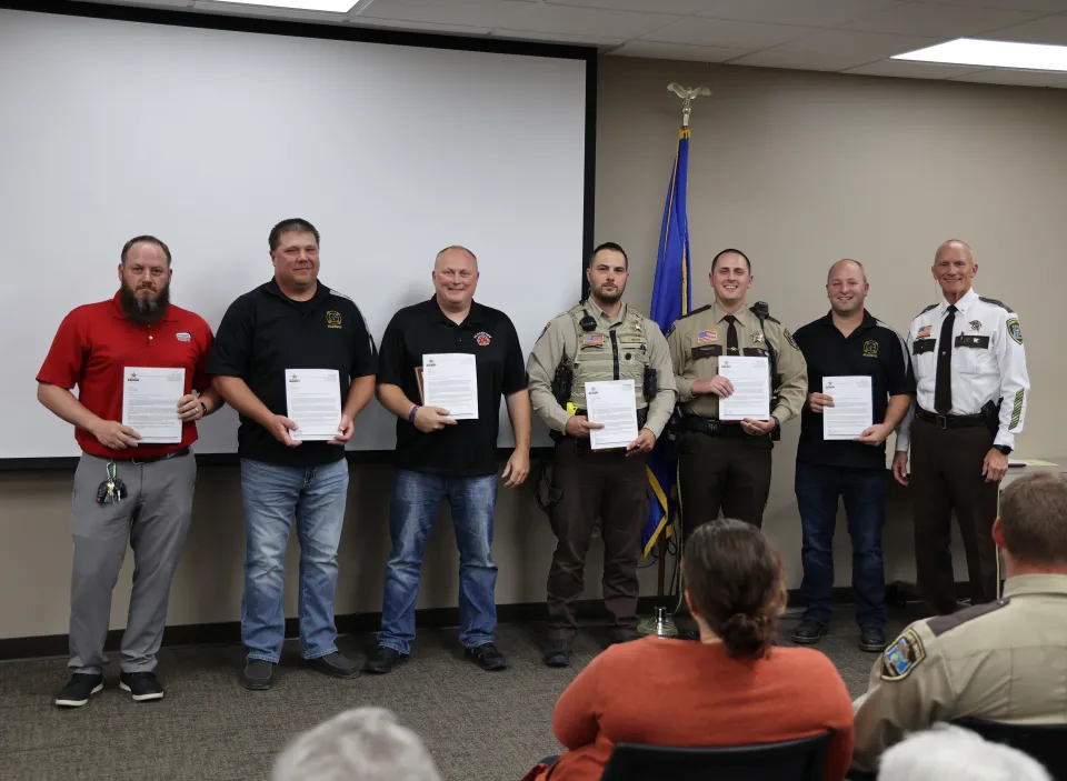 Sheriff Torgerson presents live saving awards